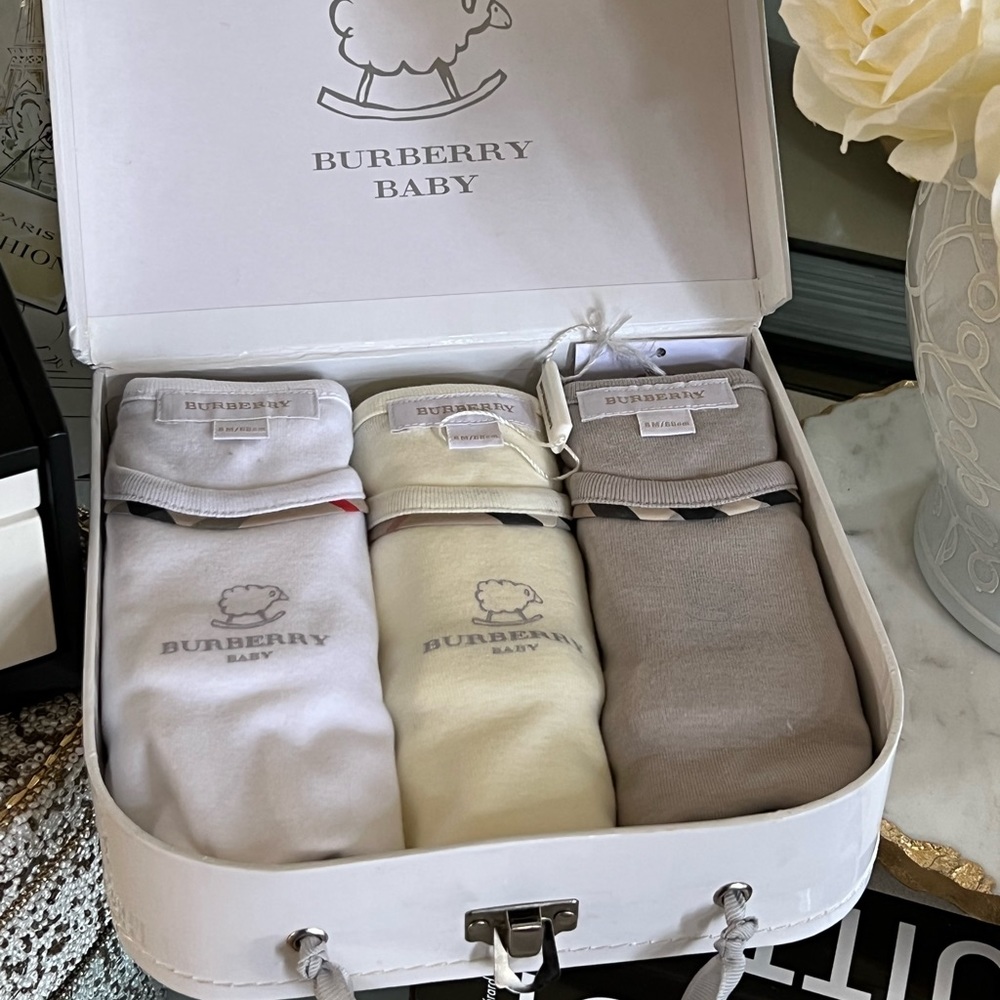 Burberry baby